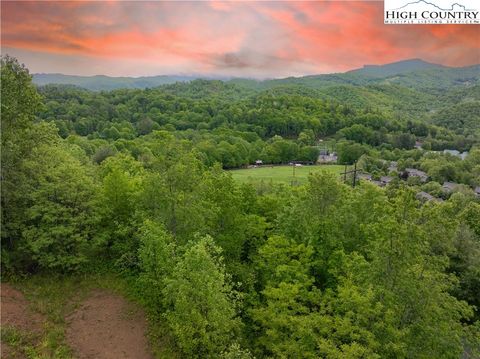 Photo of LOT 21 Silver Springs Drive, Banner Elk, NC 28604 (MLS # 258288)