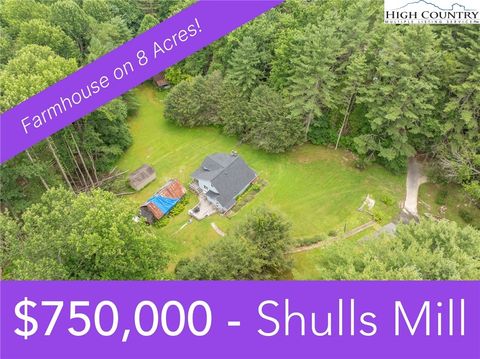 Photo of 230 Westcove Lane, Boone, NC 28607 (MLS # 256462)