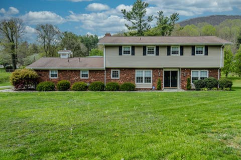 Photo of 501 N Jefferson Avenue, West Jefferson, NC 28694 (MLS # 263830)