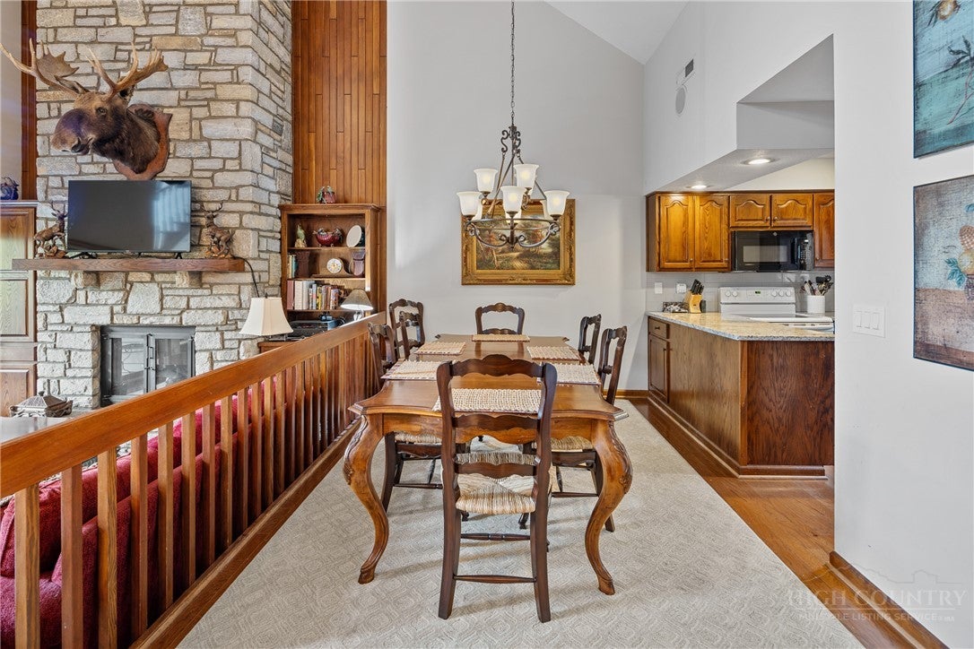160 Manor View Lane (12.5% Share)Apt#5 Appalachian 5