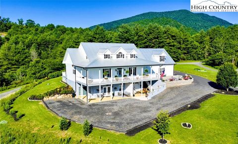 Photo of 461 Chestnut Ridge Drive, Jefferson, NC 28640 (MLS # 256319)