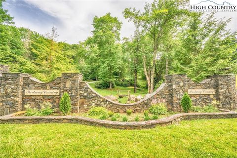 Photo of Lot 23 Cielo Road, Blowing Rock, NC 28605 (MLS # 224981)