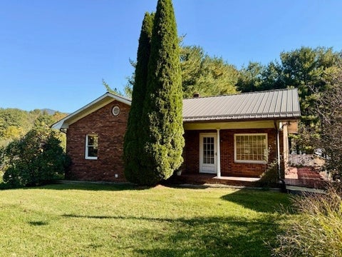 Photo of 1586 NC Highway 88 W., West Jefferson, NC 28694 (MLS # 262791)