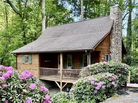 Photo of 165 Acadiana Lane, Vilas, NC 28692 (MLS # 262136)