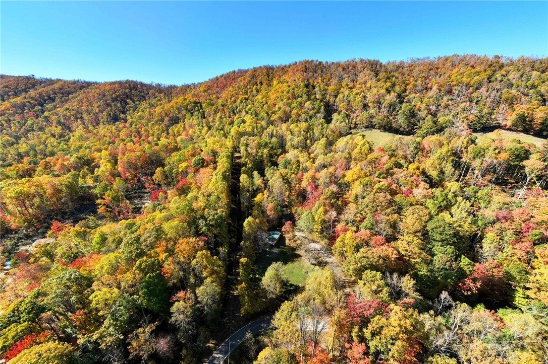 1365 Stone Mountain Road