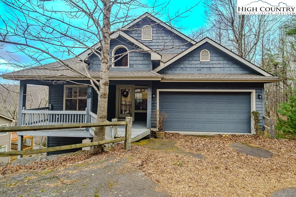Photo of 1394 Grandview Drive Extension, Boone, NC 28607 (MLS # 259324)