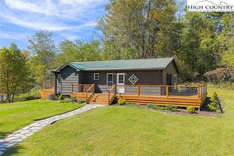 Photo of 288 Monticello Drive, West Jefferson, NC 28694 (MLS # 258398)