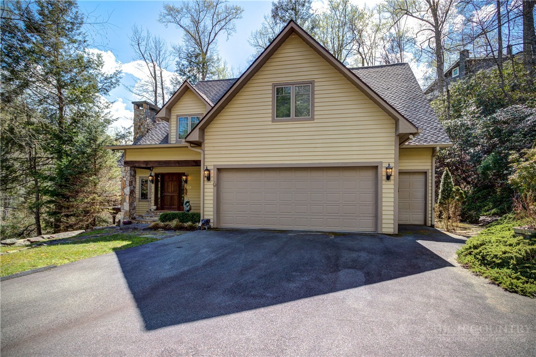 119 Blackberry Lane