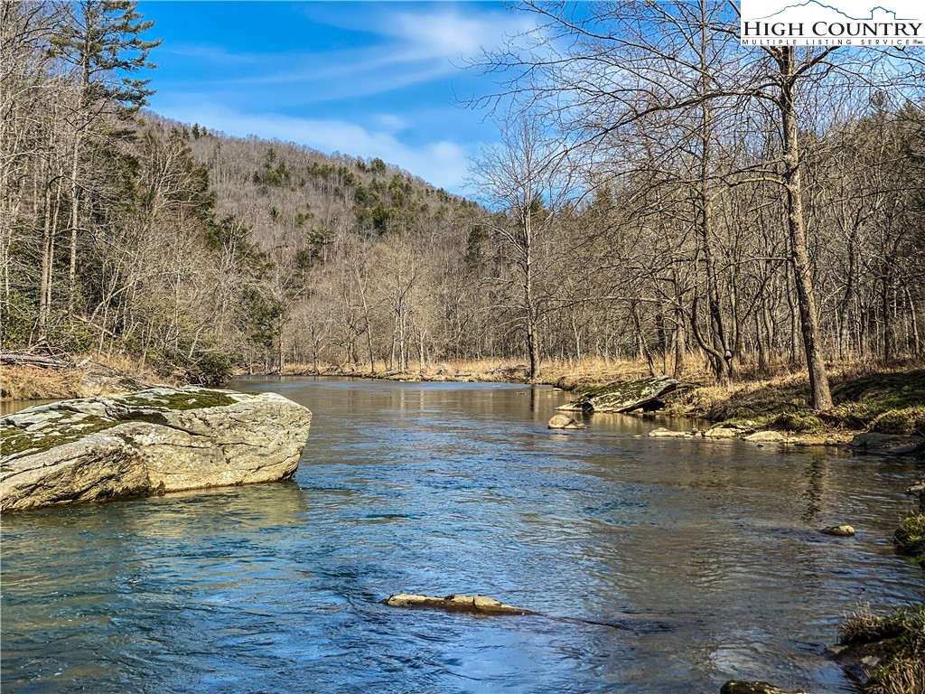 Sugar Grove, North Carolina 28679, United States, ,Land,Pending,50317