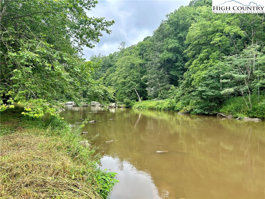 Sugar Grove, North Carolina 28679, United States, ,Land,Pending,50317