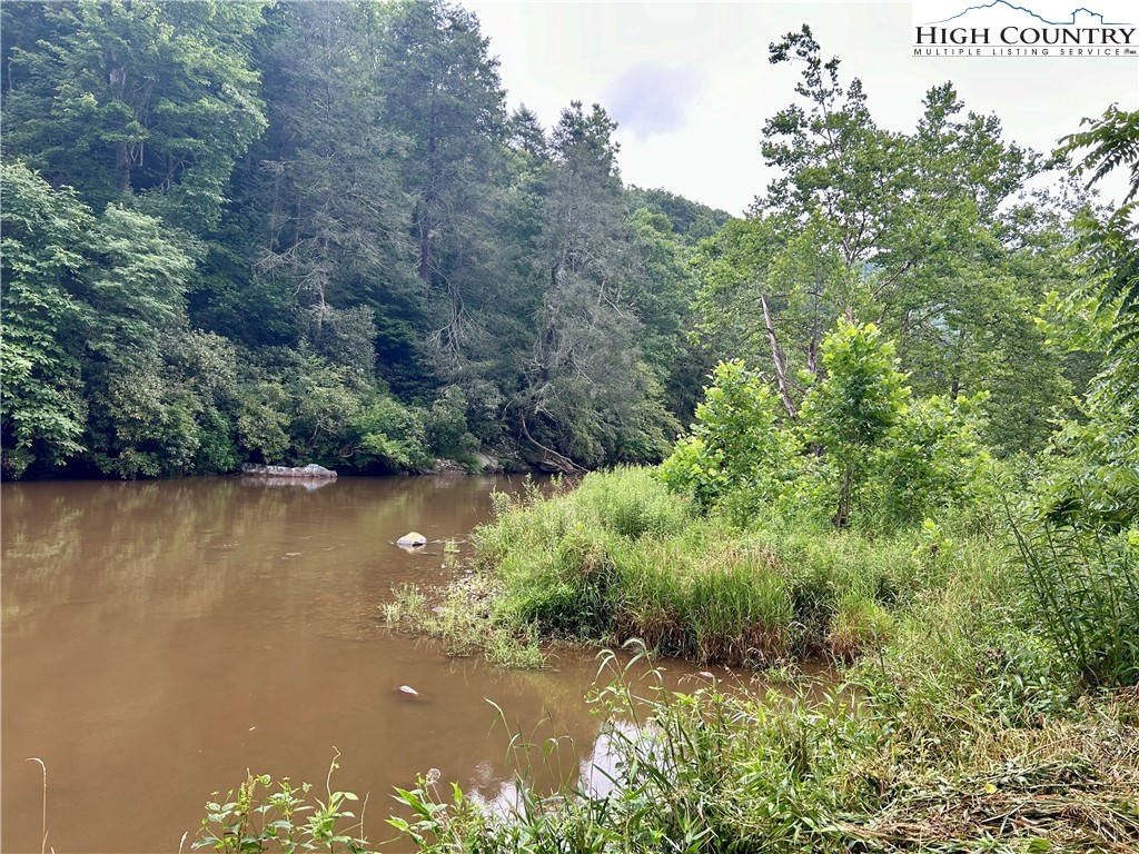 Sugar Grove, North Carolina 28679, United States, ,Land,Pending,50317