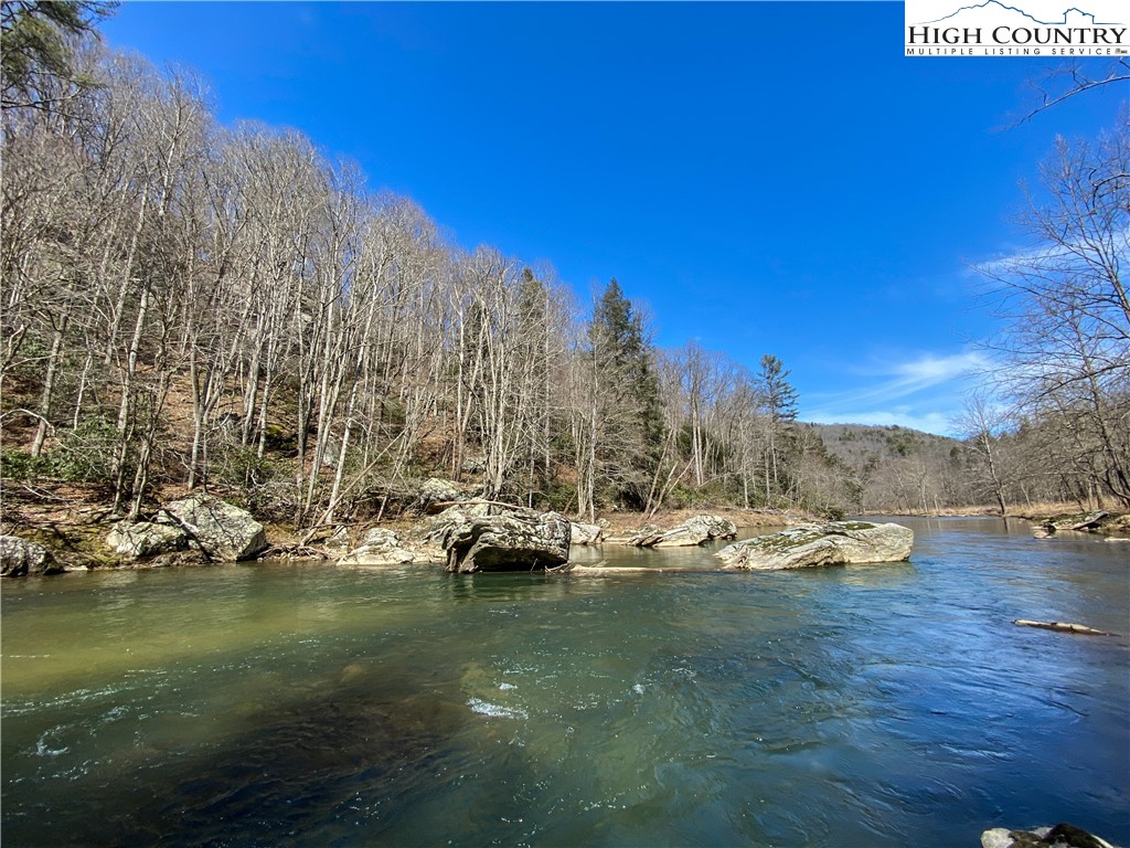 Sugar Grove, North Carolina 28679, United States, ,Land,Pending,50317