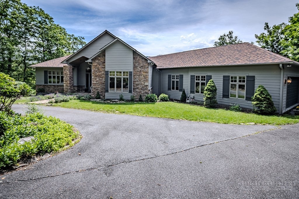 1031 Ridge Drive