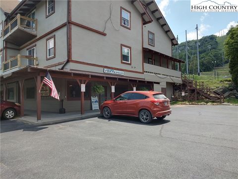 Photo of 1005 Beech Mountain Parkway #C4, Beech Mountain, NC 28604 (MLS # 256611)