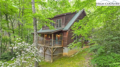 Photo of 247 Peggy Avenue, Fleetwood, NC 28626 (MLS # 256151)