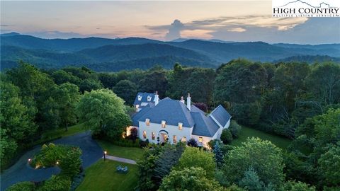 Photo of 1920 Deck Hilll Road, Blowing Rock, NC 28605 (MLS # 260183)