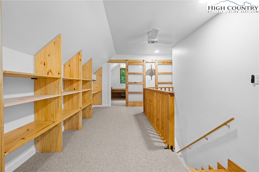 Deep Gap, North Carolina 28618, United States, 4 Bedrooms Bedrooms, ,4 BathroomsBathrooms,Residential,Active,220903