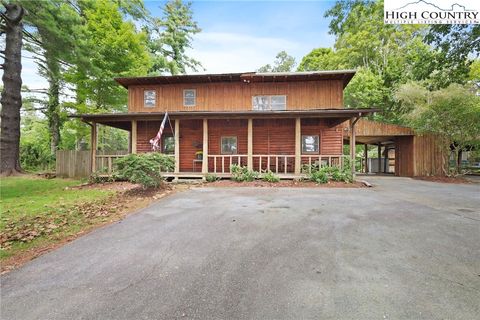 Photo of 222 W Hilltop Drive, Boone, NC 28607 (MLS # 245896)