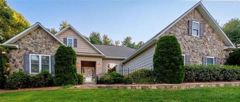 Photo of 1015 Country Club Road, Roaring Gap, NC 28668 (MLS # 263730)