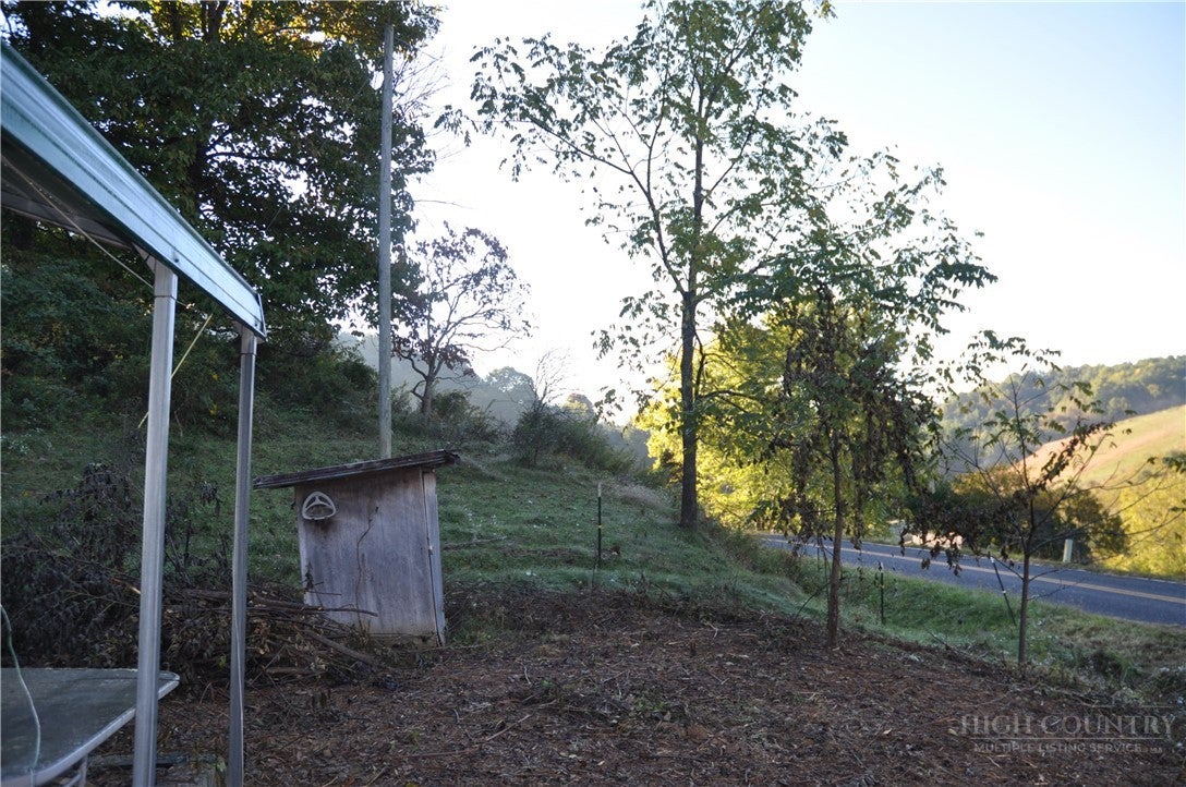 1180 Ball Hollow Road