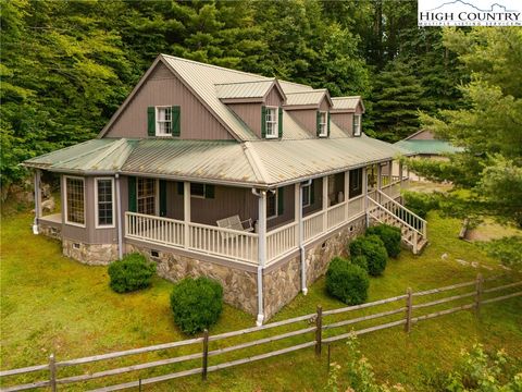 Photo of 2084 Mast Gap Road, Sugar Grove, NC 28679 (MLS # 256325)