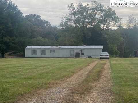 Photo of 3292 Elledge Mill Road, North Wilkesboro, NC 28659 (MLS # 258823) Photo of 3292 Elledge Mill Road, North Wilkesboro, NC 28659 (MLS # 258823)