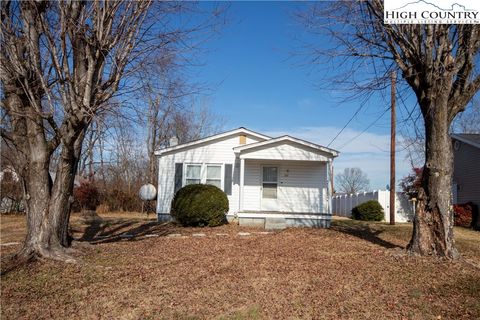 Photo of 231 Cedar Valley Road, Hudson, NC 28638 (MLS # 259650)