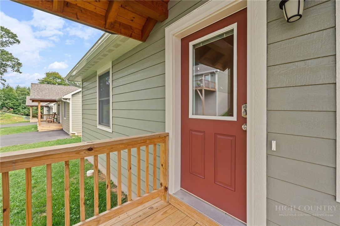 186 Carson Court 77