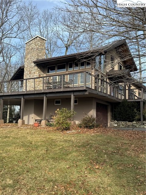Photo of 160 Crestwood Circle, Newland, NC 28657 (MLS # 259502)