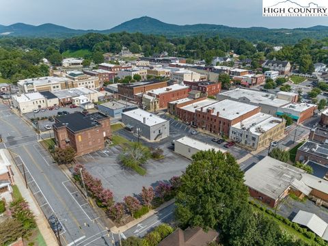 Photo of 215 NW Church Street, Lenoir, NC 28645 (MLS # 252269)