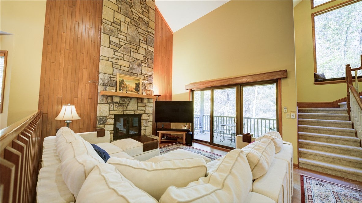 140 Pond View Lane Blue Ridge #4