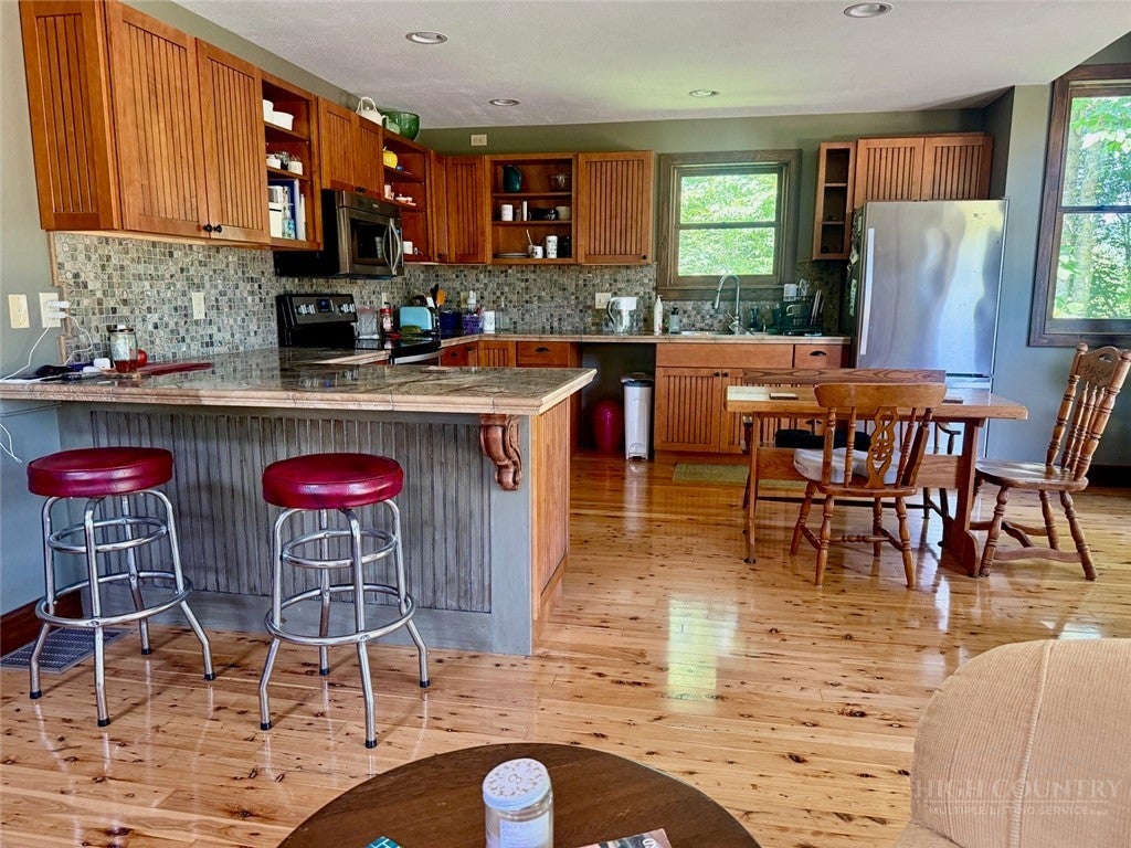 7568 Big Laurel Road