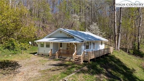 Photo of 5381 Hwy 197 S, Burnsville, NC 28714 (MLS # 255294)