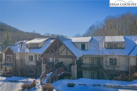 Photo of 136-D Wapiti Way #9-D, Banner Elk, NC 28604 (MLS # 259390)