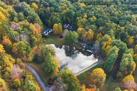 Photo of 334 Indian Lake Drive, West Jefferson, NC 28694 (MLS # 264861)