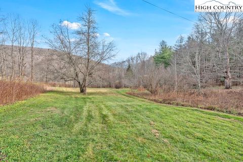Photo of 9716 Three Top Rd, Todd, NC 28684 (MLS # 259148)