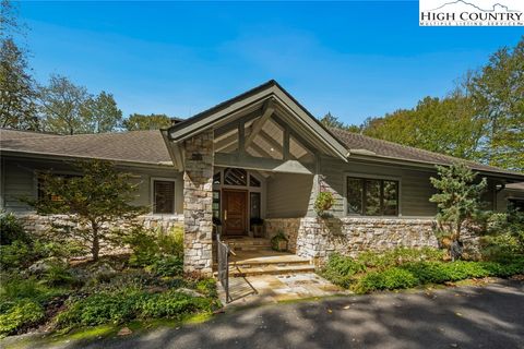 Photo of 171 Balsam Road, Linville, NC 28464 (MLS # 258439)