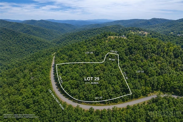 189 LEE GUALTNEY RD, BANNER ELK, NC 28604 - Image 8601fb32364480960d4e113b8df28f55/3364385663