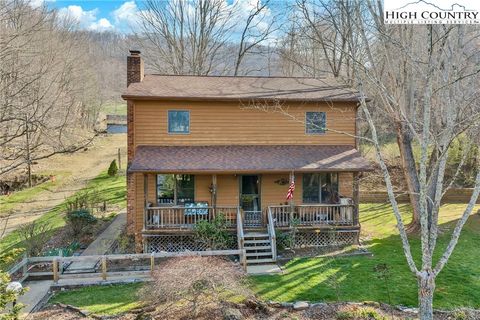 Photo of 156 Wickham Square #8, Boone, NC 28607 (MLS # 260683)