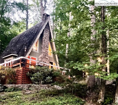 Photo of 233 Cherry Dr, Boone, NC 28607 (MLS # 255015)