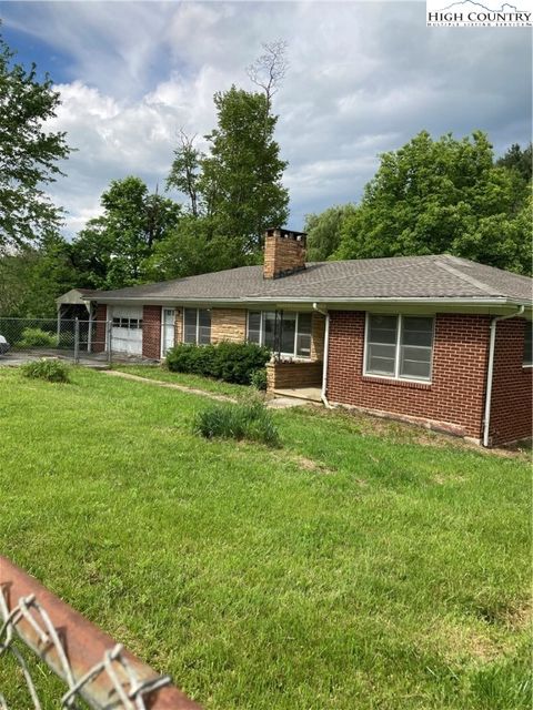 Photo of 5854 US Highway 421N Highway, Vilas, NC 28692 (MLS # 255603)