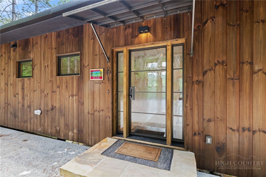 281 New River Farms Road
