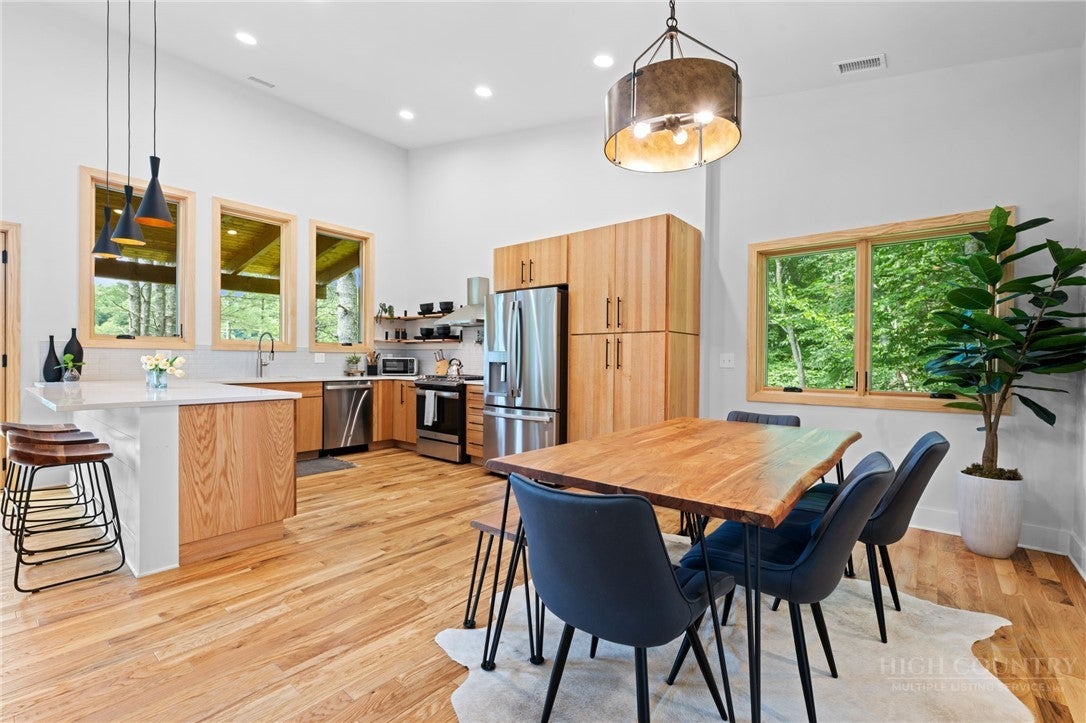 281 New River Farms Road