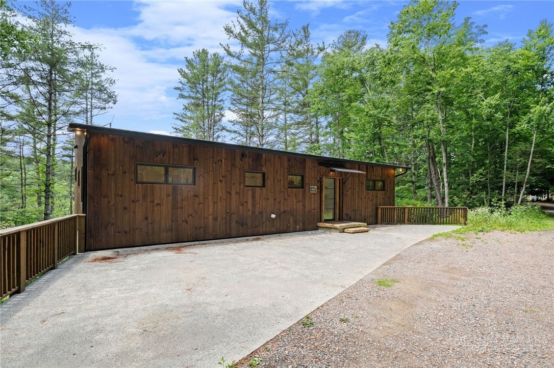 281 New River Farms Road