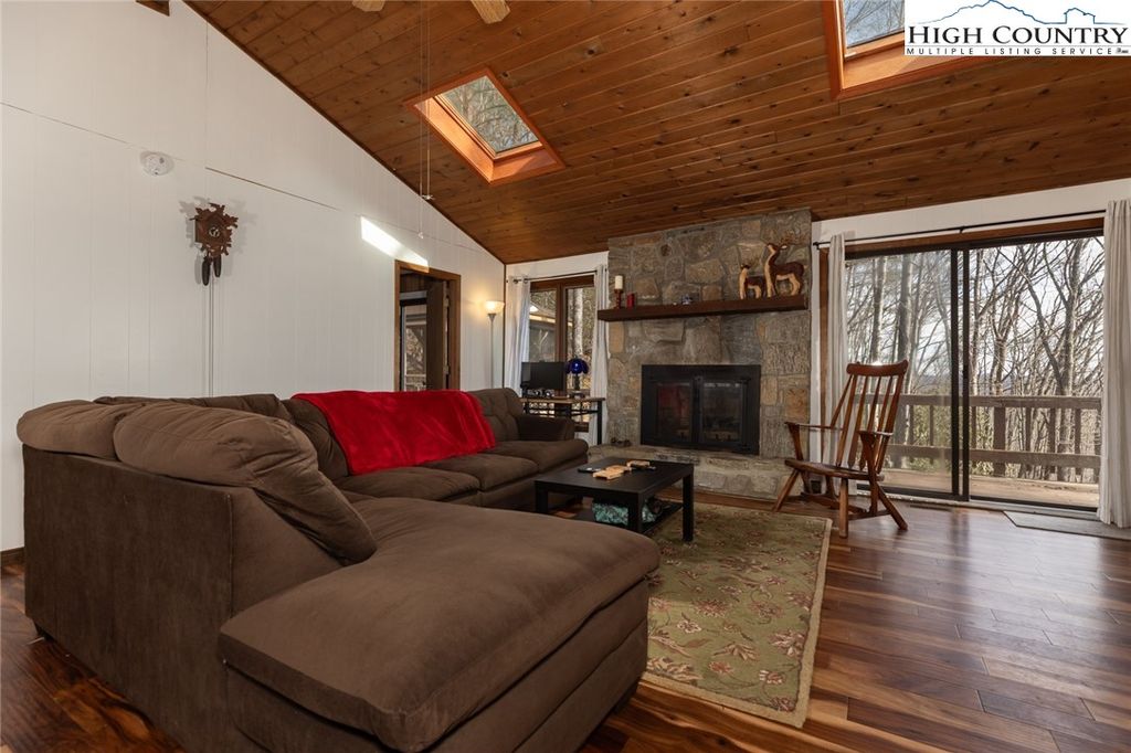 Photo of 844 E Laurel Circle, Deep Gap, NC 28618 (MLS # 259625)