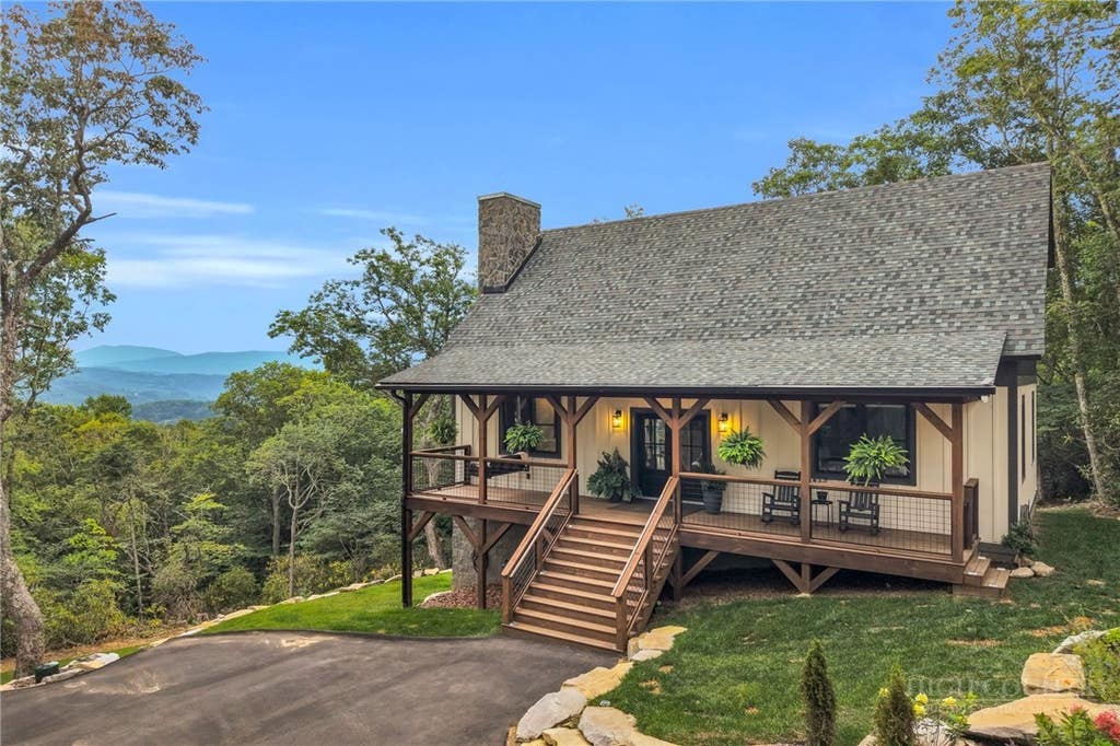 Photo of 347 Linwood Lane, Newland, NC 28657 (MLS # 263795)
