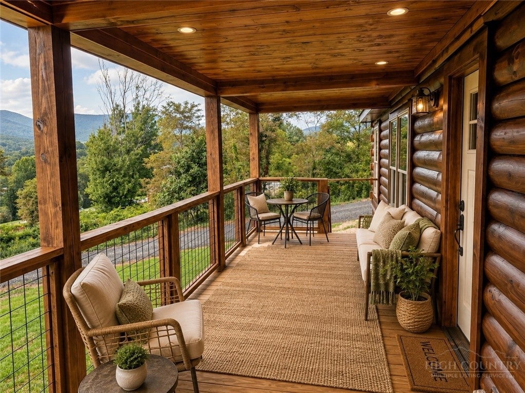 608 Willowbend Lane