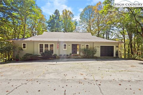 Photo of 202 Cliffside Lane, Seven Devils, NC 28604 (MLS # 258393)
