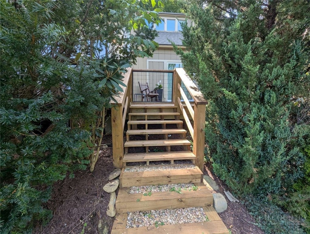 196 Trout Pond Lane 2