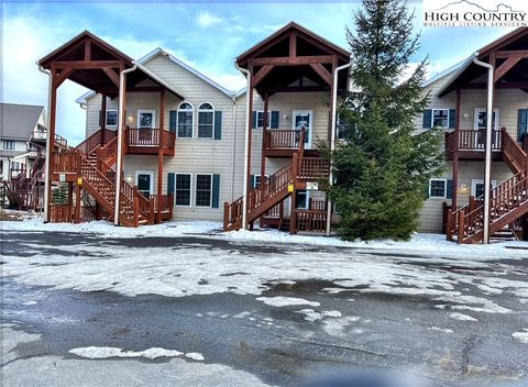 Photo of 3441 S Beech Mountain Parkway #A4, Beech Mountain, NC 28604 (MLS # 259798)